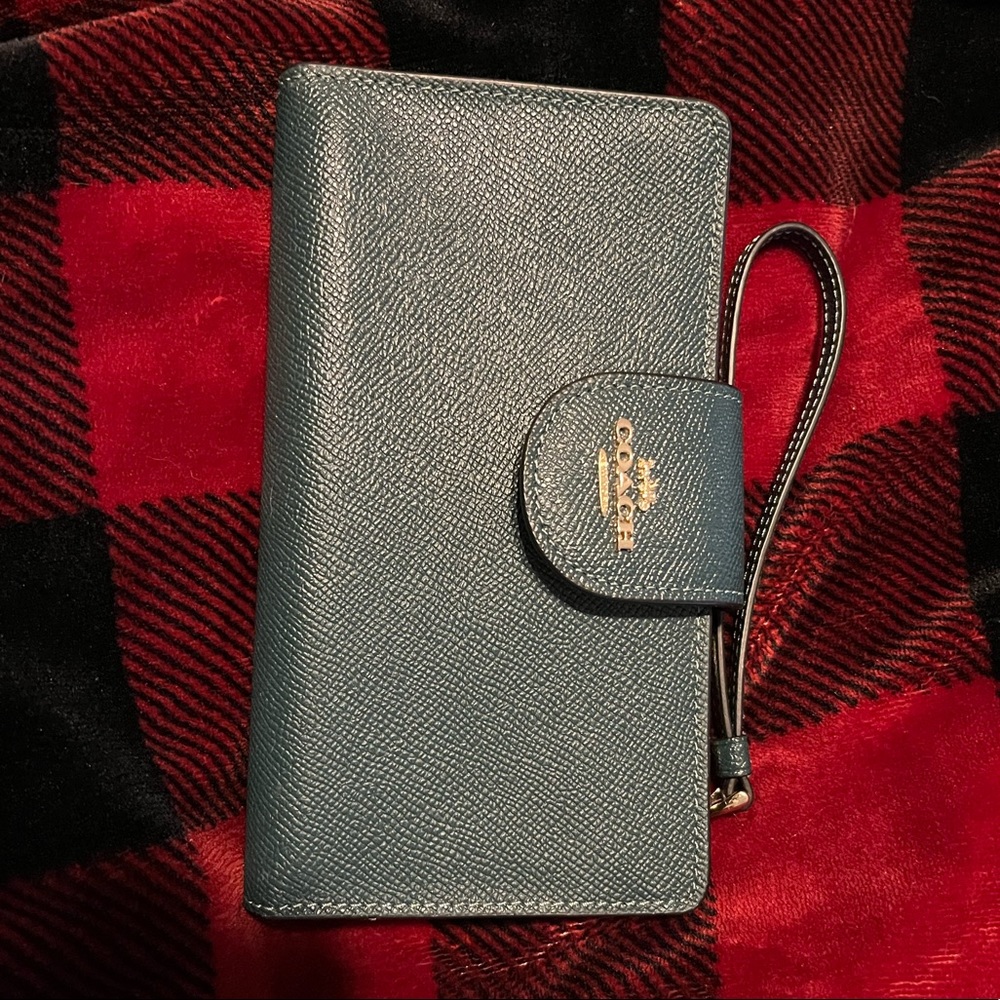 Coach wristlet brand new!